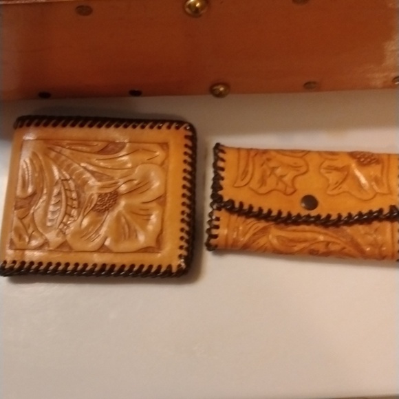 NWOT Vintage tooled Handbag 3 piece set - Picture 4 of 8
